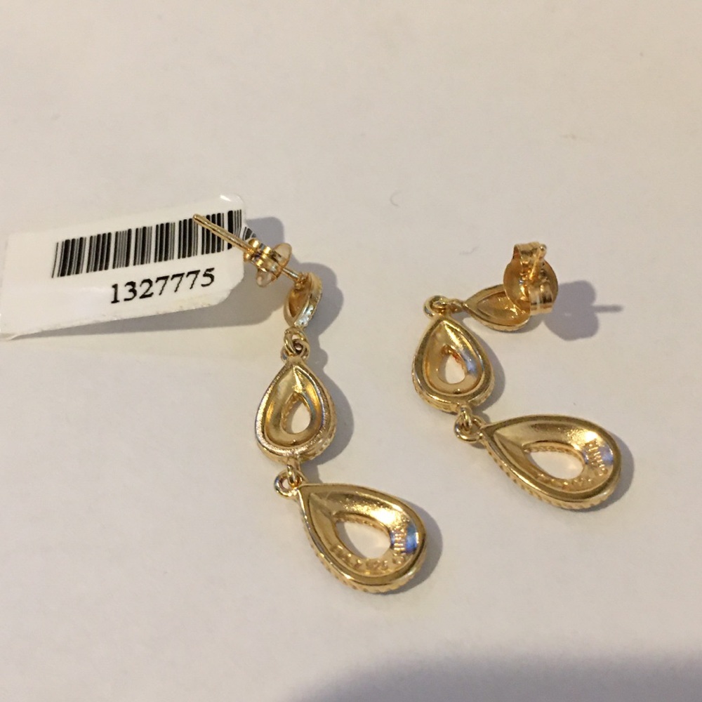 Sterling silver gold plated drop earrings - Picture 3 of 6